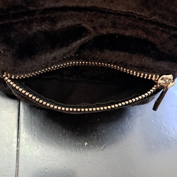 Black Crushed Velvet Mini Back Pack - Picture 3 of 8